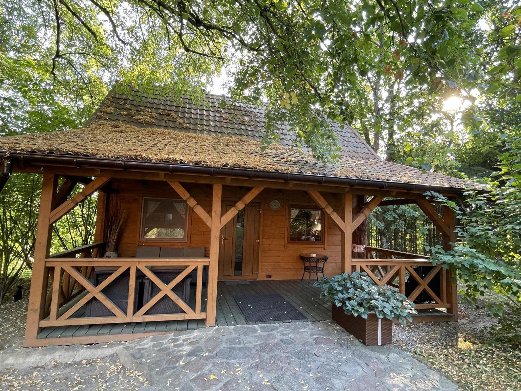 Zagroda Cztery Wiatry Sadry Exterior photo