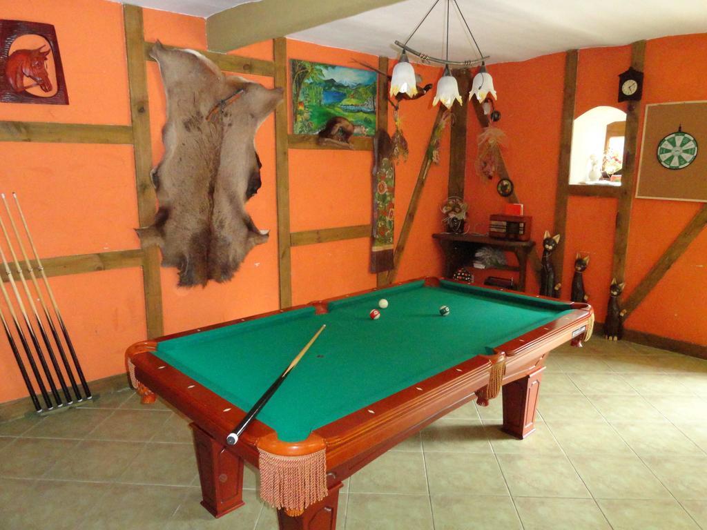 Zagroda Cztery Wiatry Sadry Exterior photo
